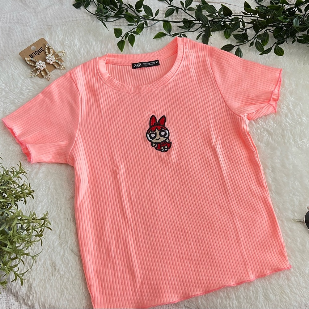RIBBED KNIT TEE ROUND NECK